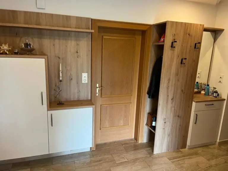 Vorzimmer-in-Asteiche-4